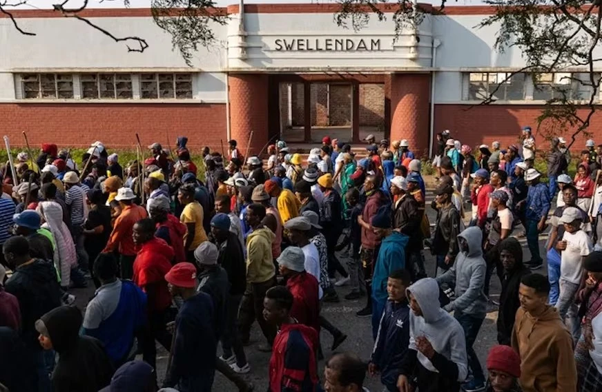 A 2023 protest against electricity prices hikes. A 2023 protest against electricity prices hikes.